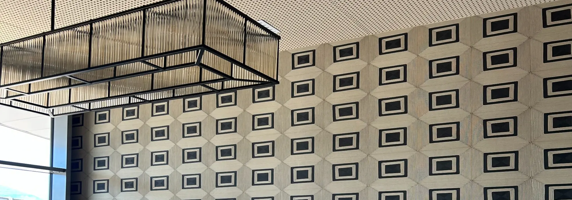Osez réhausser la décoration de votre intérieur avec des revêtements décoratifs sur mesure